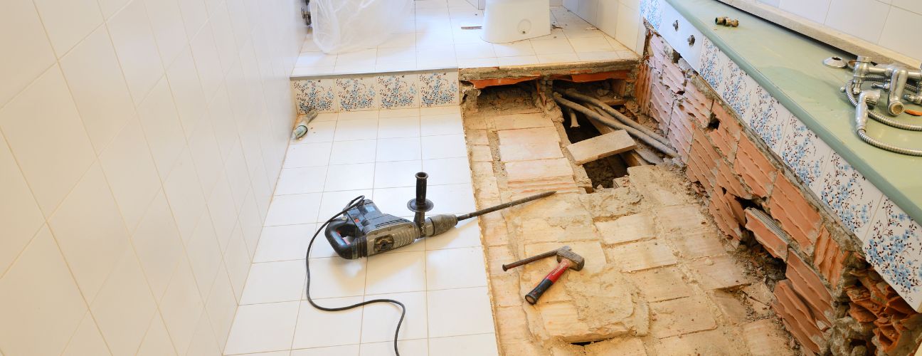 How to Renovate a Small Bathroom