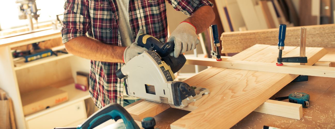 How to Choose the Right Carpenter for Your Project