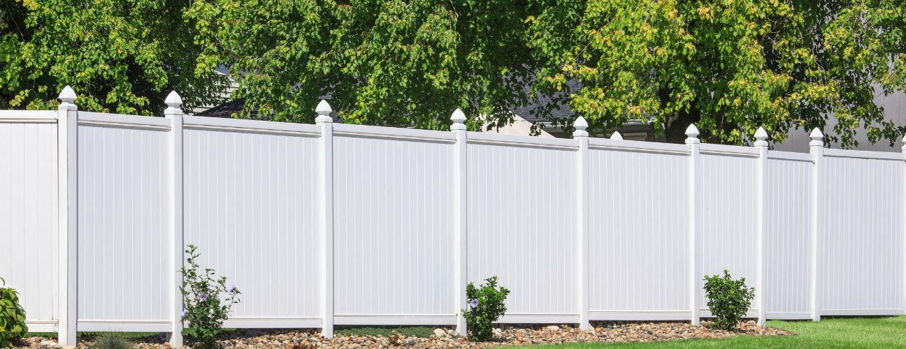 Timber vs. Colorbond Fencing: Which Is Better?